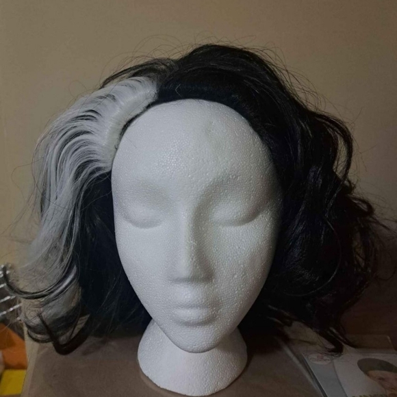 Sweeney Todd Costume Wig - Picture 2 of 4